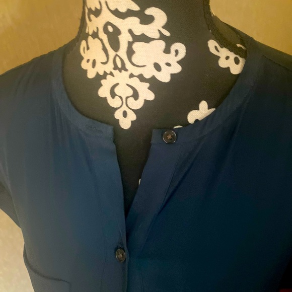 Witchery dress in satin. Size 8. - Picture 6 of 6